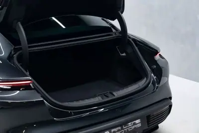 Porsche Taycan 2024 - 84950 EUR, 8000 km - AUTO.MOTO.pt - 8000km - foto 13 de 58