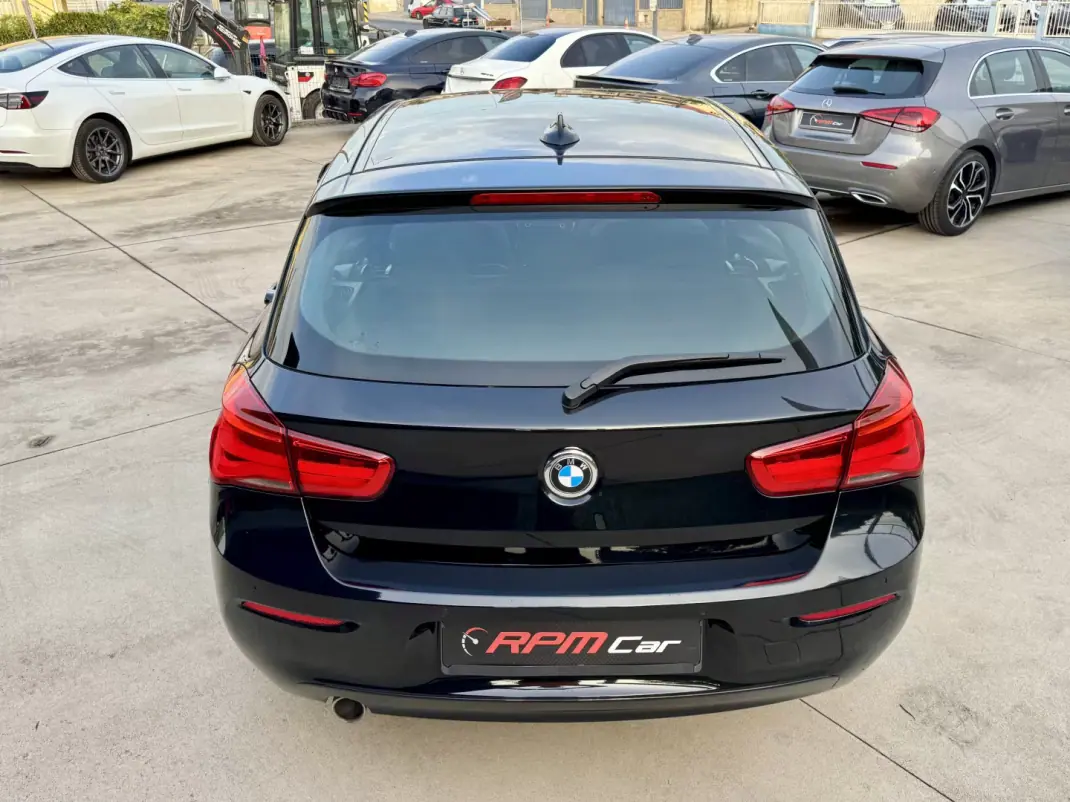 BMW 116 2019 - 14999 EUR, 140000 km - AUTO.MOTO.pt - 140000km - foto 14 de 21