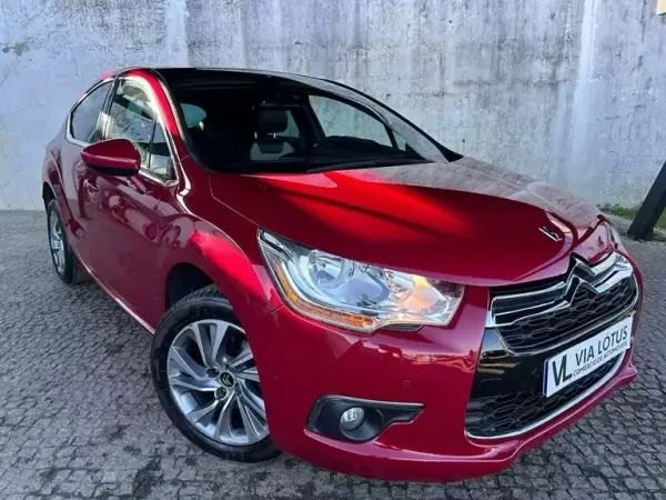 DS DS4 2014 - 11000 EUR, 170000 km - AUTO.MOTO.pt - 170000km - foto 6 de 15