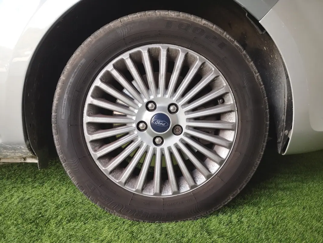 Ford Mondeo SW 2008 - 5990 EUR, 282500 km - AUTO.MOTO.pt - 282500km - foto 15 de 15