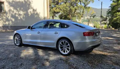 Audi A5 Sportback 2014 - 18350 EUR, 179000 km - AUTO.MOTO.pt - 179000km - foto 6 de 11