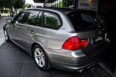 BMW 318 2009 - 8990 EUR, 251602 km - AUTO.MOTO.pt - 251602km - foto 3 de 32