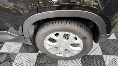 Jeep Avenger 2024 - 20900 EUR, 22874 km - AUTO.MOTO.pt - 22874km - foto 5 de 28