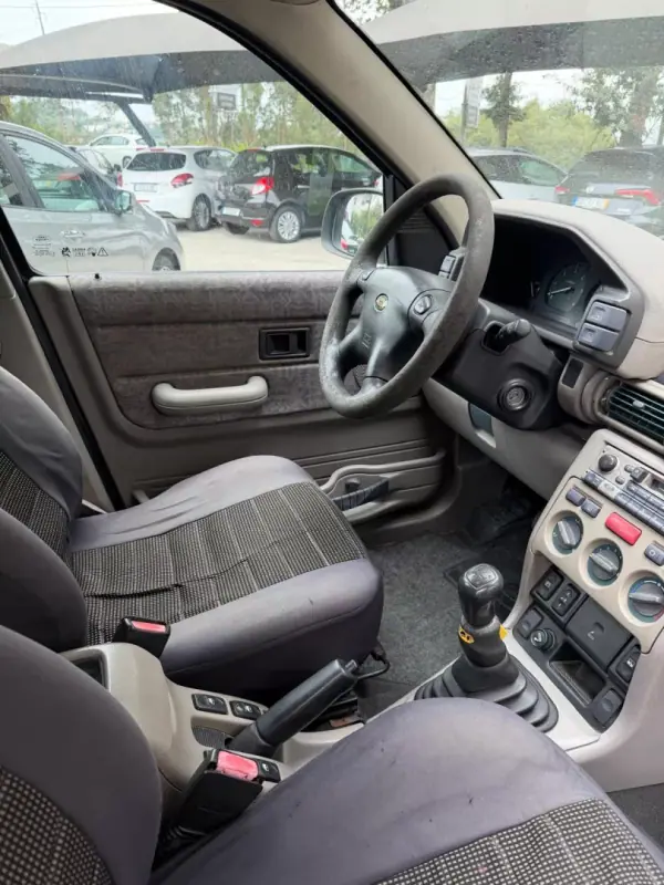 Land Rover Freelander 2000 - 5750 EUR, 129046 km - 129046km - foto 4 de 6