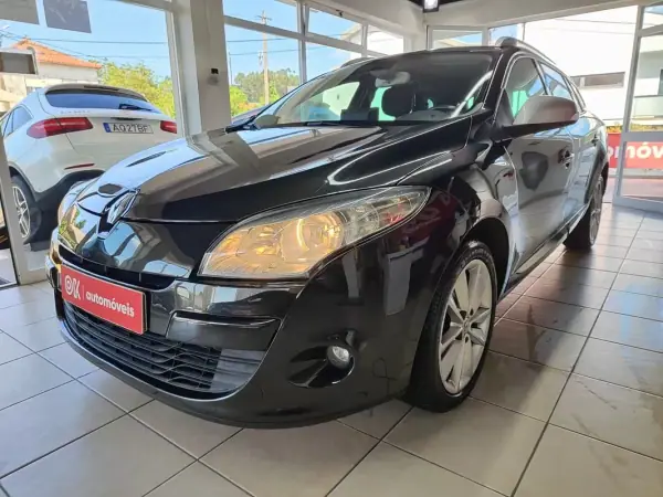 Renault Mégane Sport Tourer 2009 - 5450 EUR, 214000 km - AUTO.MOTO.pt - 214000km - foto 5 de 35