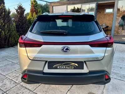 Lexus UX 250h 2021 - 31990 EUR, 54656 km - AUTO.MOTO.pt - 54656km - foto 4 de 16