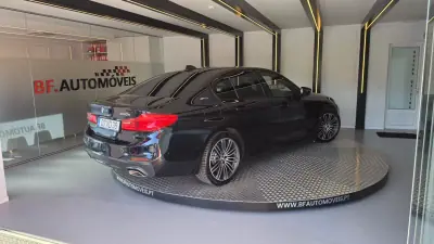 BMW 530 2019 - 24900 EUR, 108622 km - foto 4 de 61