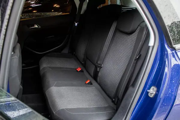 Peugeot 308 SW 2019 - 8900 EUR, 268213 km - AUTO.MOTO.pt - 268213km - foto 22 de 34