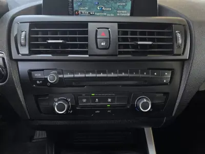 BMW 116 2014 - 10990 EUR, 204000 km - AUTO.MOTO.pt - 204000km - foto 21 de 29