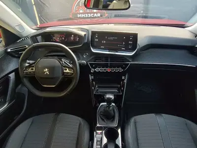 Peugeot 2008 2021 - 18990 EUR, 186919 km - AUTO.MOTO.pt - 186919km - foto 33 de 37