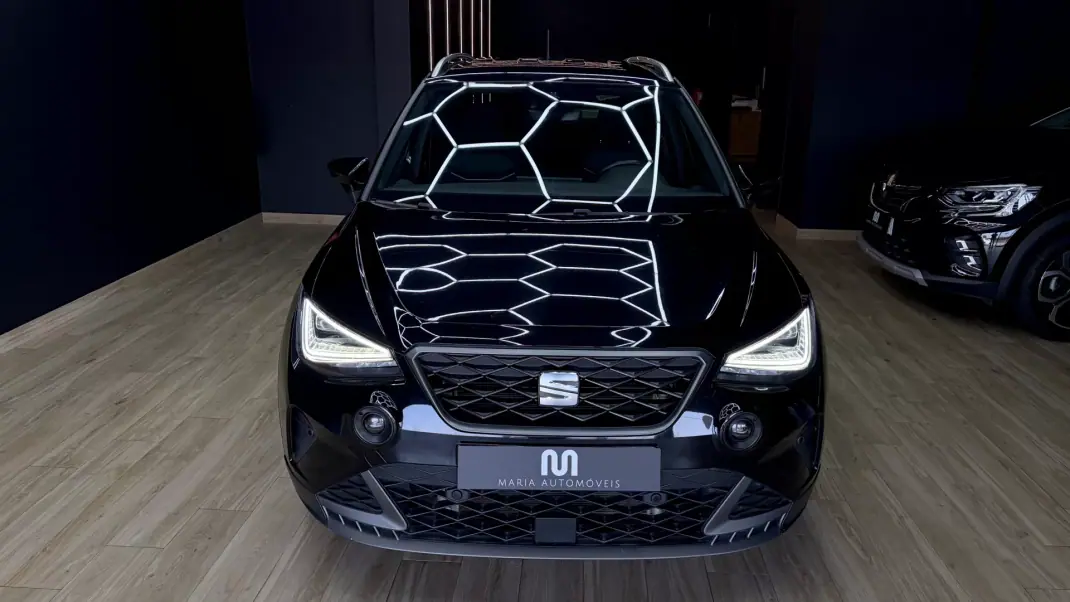 SEAT Arona 2023 - 16990 EUR, 30000 km - AUTO.MOTO.pt - 30000km - foto 2 de 42