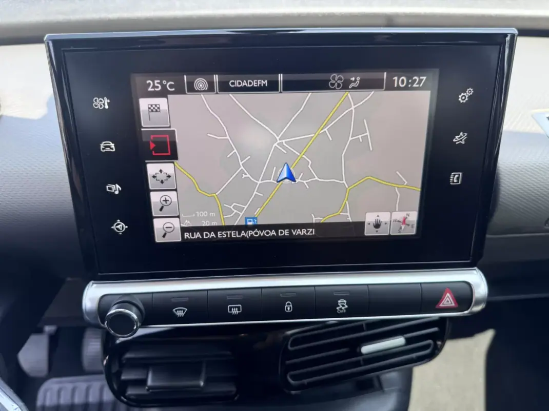 Citroën C4 Cactus 2017 - 9990 EUR, 170000 km - AUTO.MOTO.pt - 170000km - foto 16 de 20