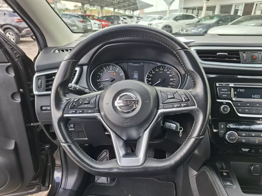 Nissan Qashqai 2018 - 15500 EUR, 57950 km - AUTO.MOTO.pt - 57950km - foto 15 de 25