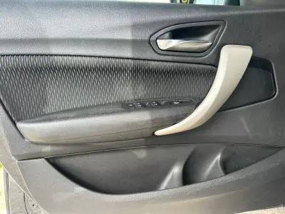 BMW 116 2016 - 16900 EUR, 125233 km - AUTO.MOTO.pt - 125233km - foto 19 de 32