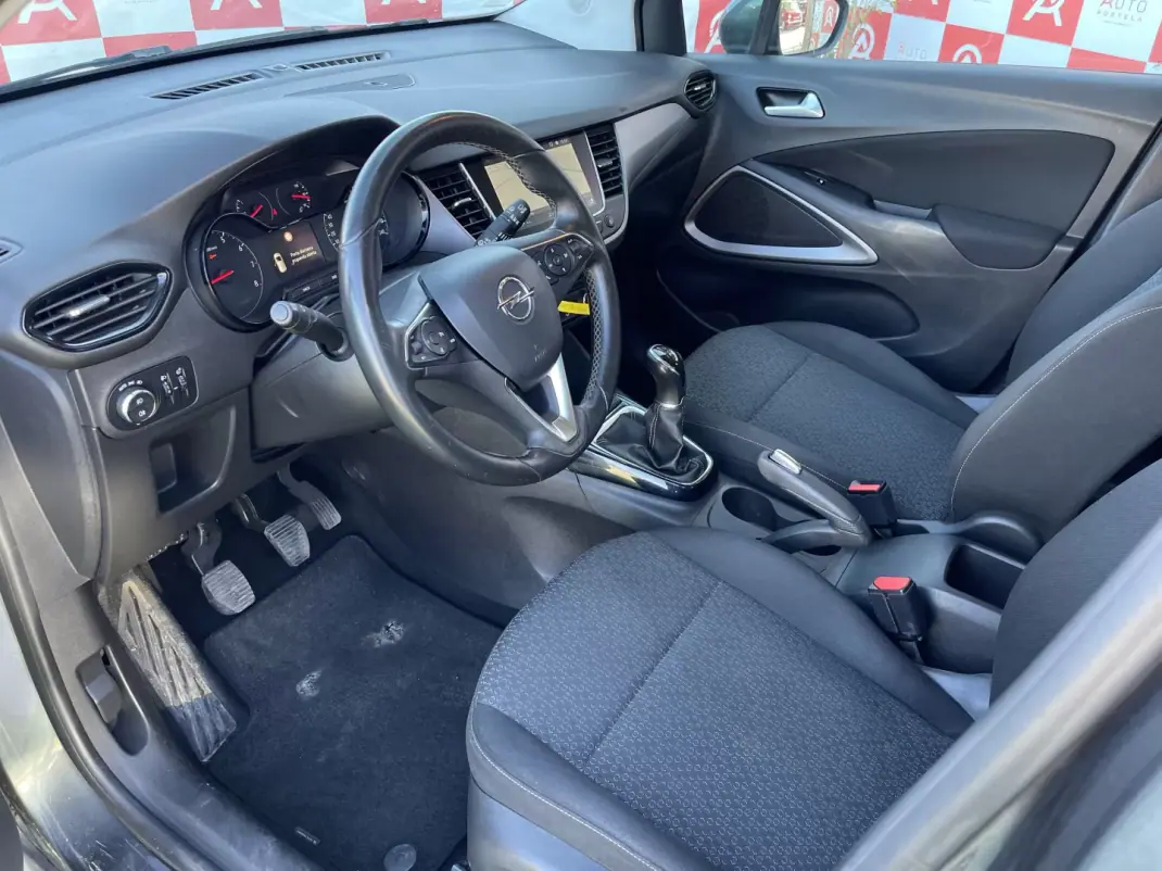 Opel Crossland X 2018 - 11490 EUR, 157660 km - AUTO.MOTO.pt - 157660km - foto 10 de 20