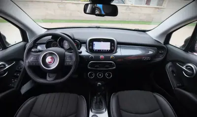 Fiat 500X 2018 - 14990 EUR, 99000 km - 99000km - foto 11 de 31