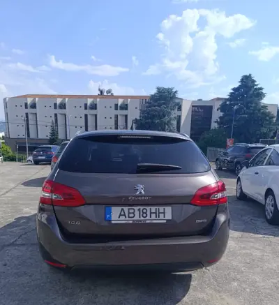 Peugeot 308 SW 2015 - 10500 EUR, 210000 km - AUTO.MOTO.pt - 210000km - foto 3 de 10