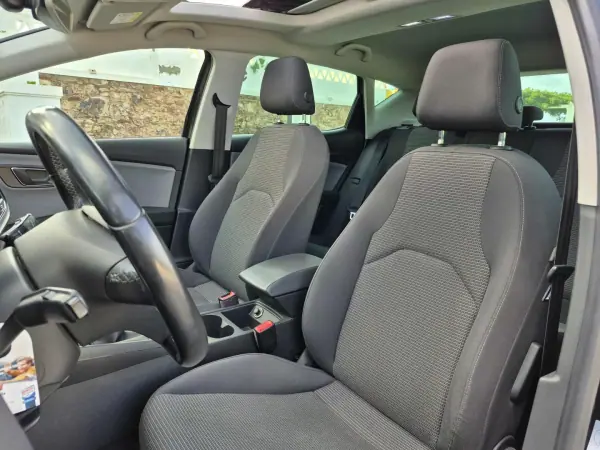 SEAT Leon 2019 - 15900 EUR, 90147 km - AUTO.MOTO.pt - 90147km - foto 16 de 23