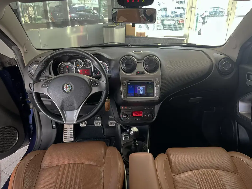 Alfa Romeo MiTo 2013 - 6800 EUR, 205649 km - AUTO.MOTO.pt - 205649km - foto 10 de 22