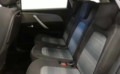 Citroën C4 2018 - 14690 EUR, 95420 km - AUTO.MOTO.pt - 95420km - foto 14 de 16