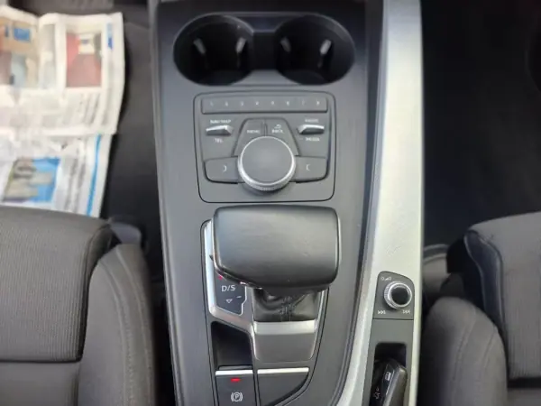 Audi A4 Avant 2019 - 23990 EUR, 79500 km - 79500km - foto 45 de 46