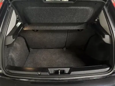 Fiat Punto 2011 - 3000 EUR, 289000 km - AUTO.MOTO.pt - 289000km - foto 10 de 10