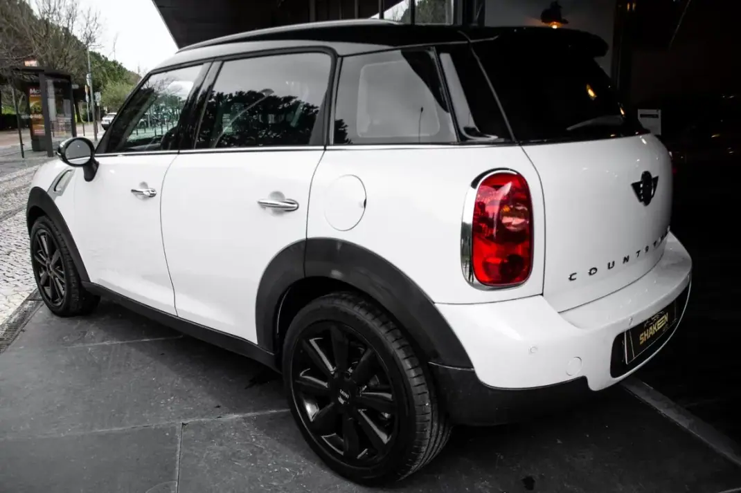 MINI Countryman 2012 - 9990 EUR, 264197 km - AUTO.MOTO.pt - 264197km - foto 3 de 27