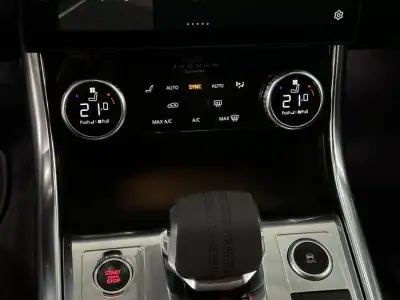 Jaguar XF Sportbrake 2021 - 37990 EUR, 119000 km - AUTO.MOTO.pt - 119000km - foto 14 de 23