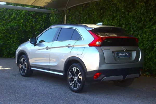 Mitsubishi Eclipse Cross 2018 - 19500 EUR, 33000 km - AUTO.MOTO.pt - 33000km - foto 10 de 20