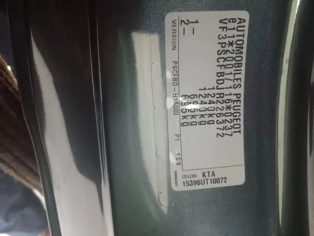 Peugeot 108 2019 - 10950 EUR, 95127 km - AUTO.MOTO.pt - 95127km - foto 11 de 12