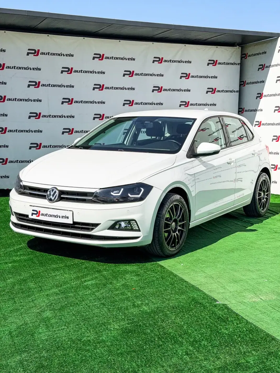 Volkswagen Polo 2018 - 12500 EUR, 112178 km - 112178km - foto 14 de 21