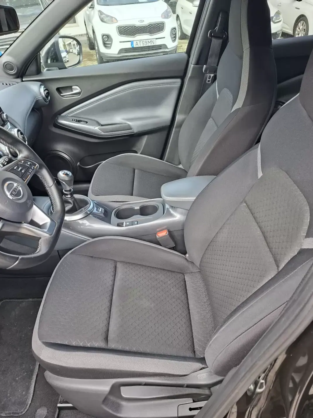 Nissan Juke 2021 - 16500 EUR, 110921 km - AUTO.MOTO.pt - 110921km - foto 12 de 29