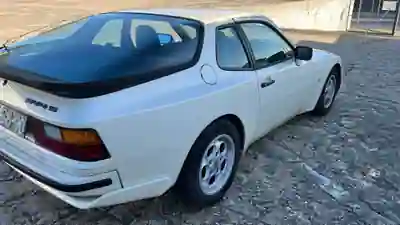 Porsche 944 1988 - 27500 EUR, 175000 km - 175000km - foto 3 de 12