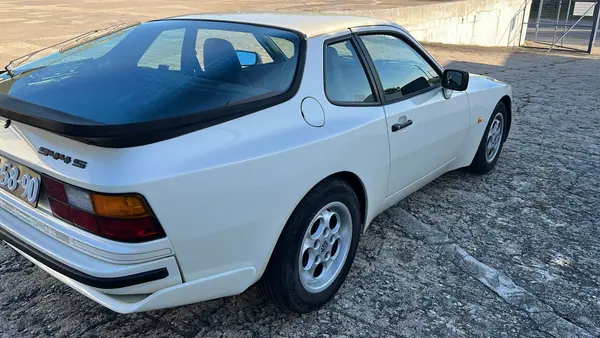 Porsche 944 1988 - 27500 EUR, 175000 km - 175000km - foto 3 de 12