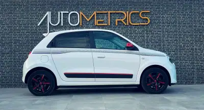 Renault Twingo 2015 - 9900 EUR, 155000 km - AUTO.MOTO.pt - 155000km - foto 4 de 12