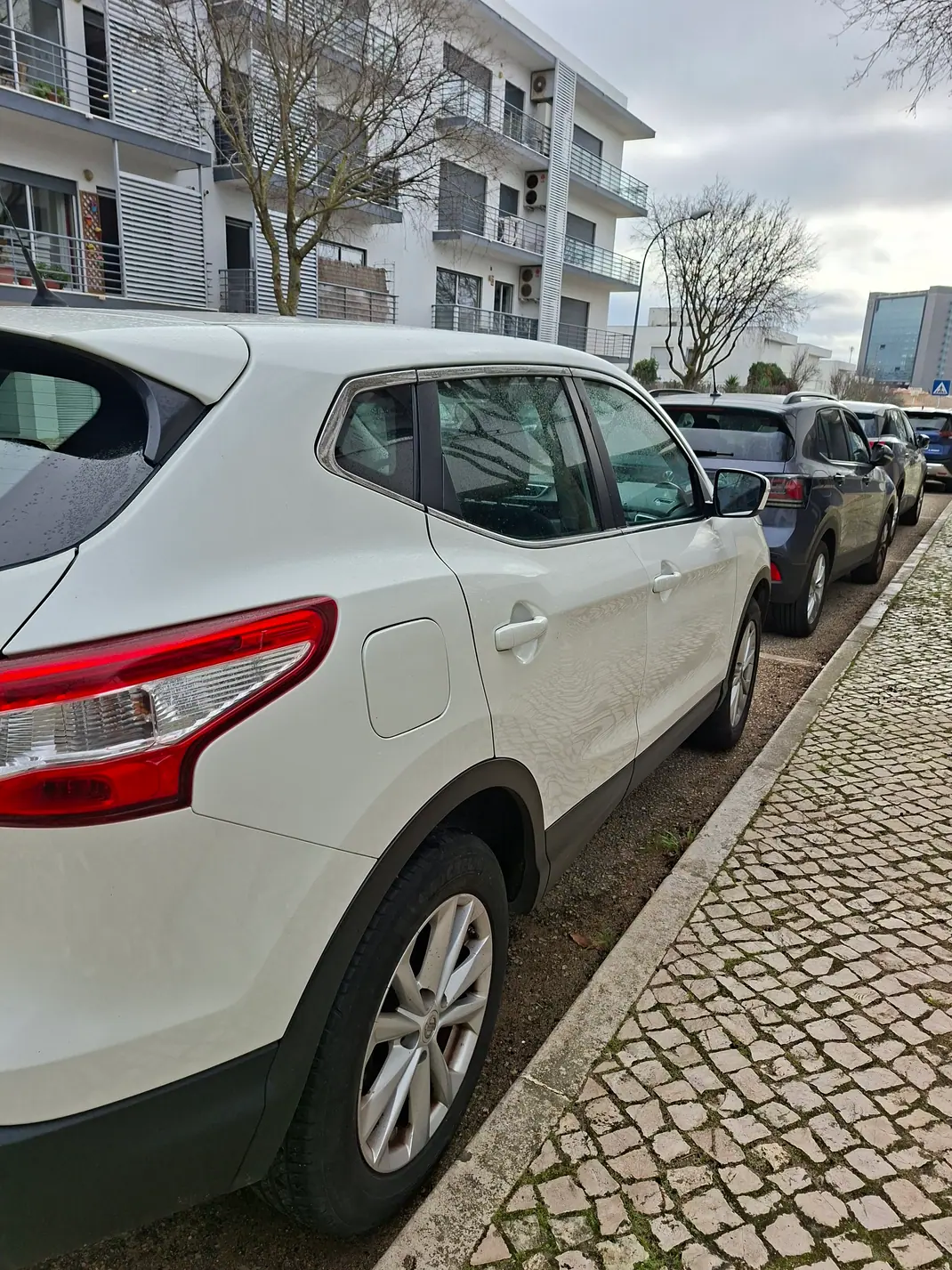 Nissan Qashqai 2016 - 18500 EUR, 77000 km - AUTO.MOTO.pt - 77000km - foto 11 de 12