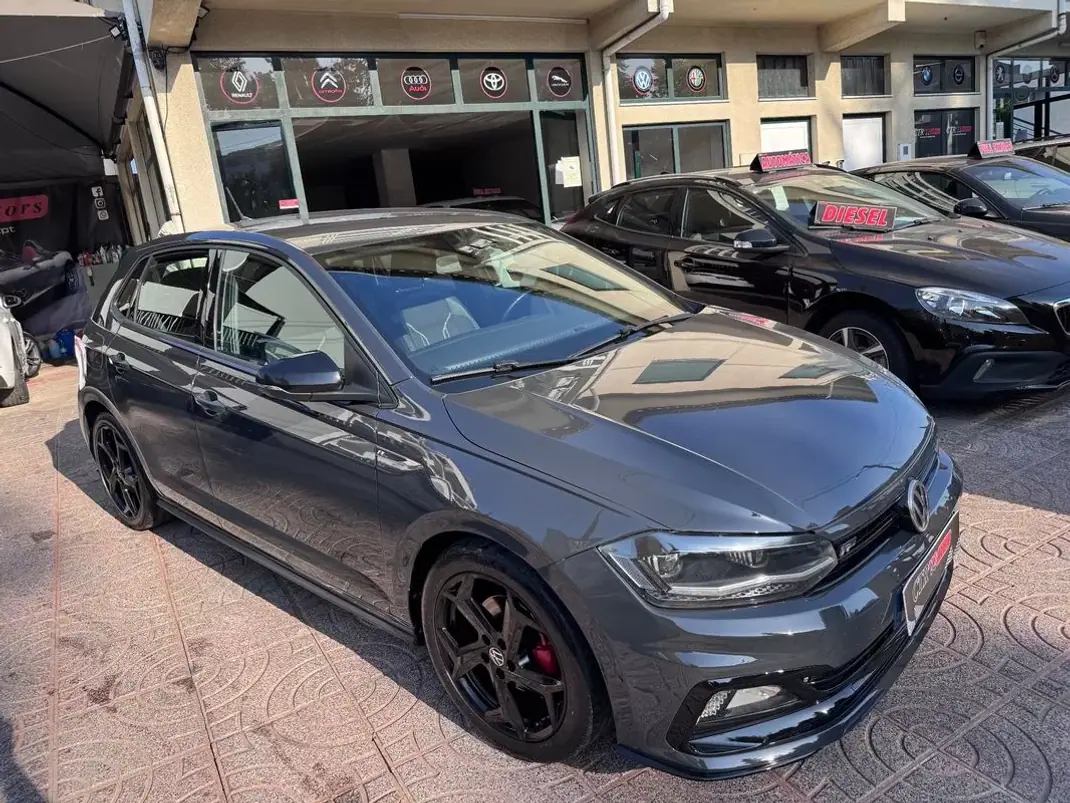 Volkswagen Polo 2018 - 14900 EUR, 186328 km - 186328km - foto 28 de 32