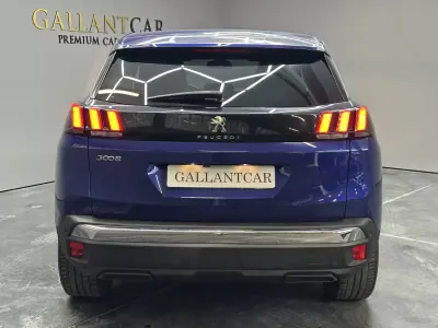 Peugeot 3008 2020 - 20100 EUR, 142000 km - AUTO.MOTO.pt - 142000km - foto 35 de 42