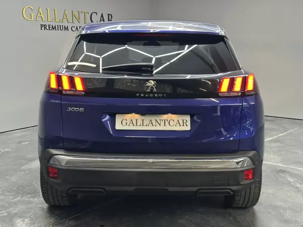 Peugeot 3008 2020 - 17000 EUR, 142000 km - AUTO.MOTO.pt - 142000km - foto 35 de 42