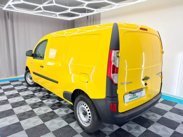 Renault Kangoo 2018 - 9500 EUR, 52400 km - AUTO.MOTO.pt - 52400km - foto 5 de 18
