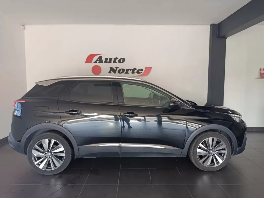 Peugeot 3008 2018 - 20300 EUR, 139000 km - 139000km - foto 4 de 31