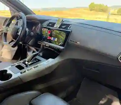 DS DS7 2020 - 23500 EUR, 127800 km - 127800km - foto 6 de 8