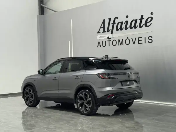 Renault Austral 2023 - 30890 EUR, 17660 km - AUTO.MOTO.pt - 17660km - foto 14 de 45