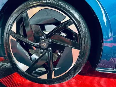 Cupra Born 2022 - 35990 EUR, 26601 km - AUTO.MOTO.pt - 26601km - foto 27 de 60