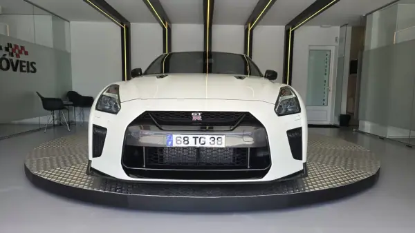 Nissan GT-R 2017 - 149950 EUR, 50238 km - AUTO.MOTO.pt - 50238km - foto 20 de 57