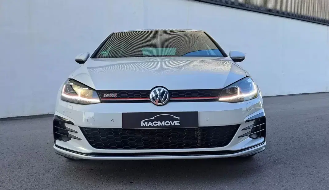 Volkswagen Golf 2019 - 28900 EUR, 108000 km - AUTO.MOTO.pt - 108000km - foto 15 de 32