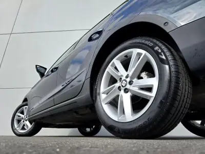 SEAT Arona 2020 - 14500 EUR, 61900 km - AUTO.MOTO.pt - 61900km - foto 16 de 42