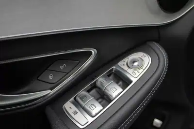 Mercedes-Benz C 220 2017 - 22750 EUR, 192000 km - AUTO.MOTO.pt - 192000km - foto 38 de 40