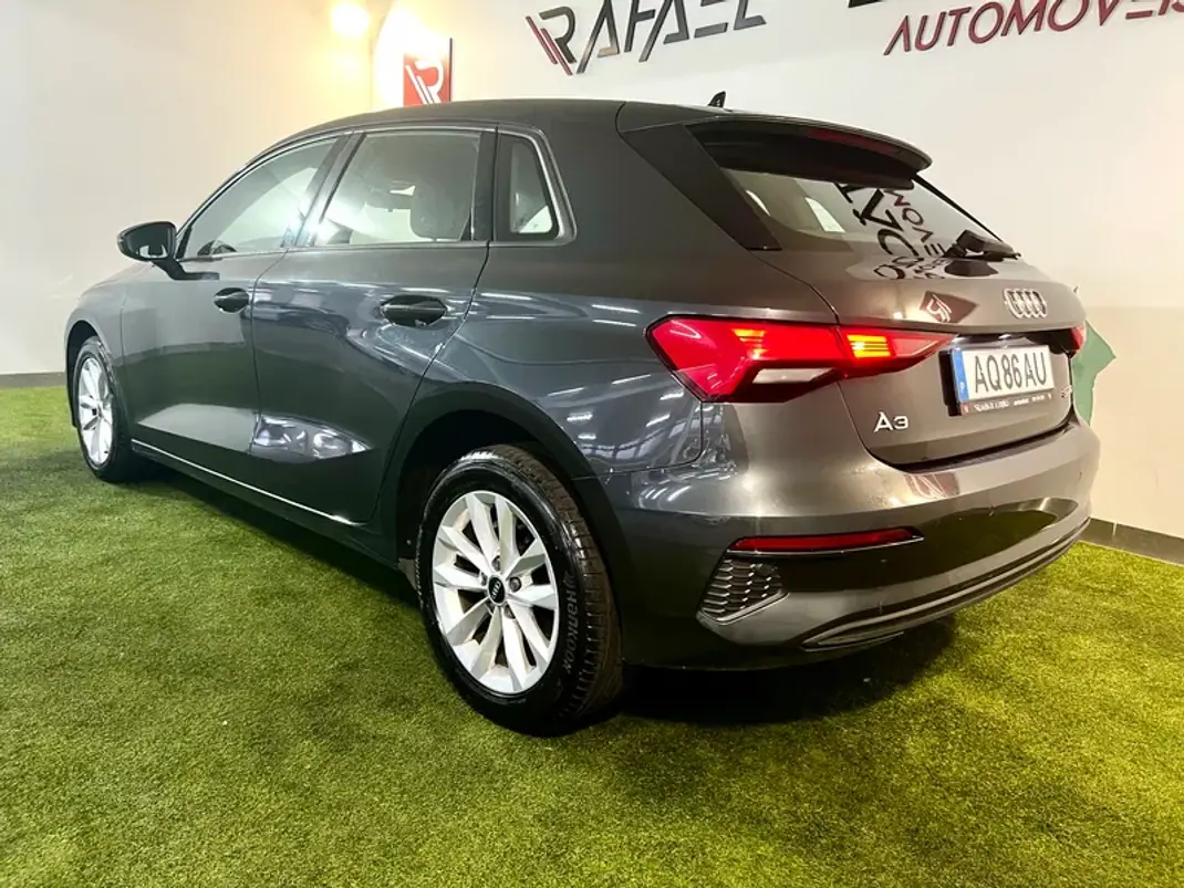 Audi A3 Sportback 2022 - 21750 EUR, 149000 km - AUTO.MOTO.pt - 149000km - foto 12 de 32