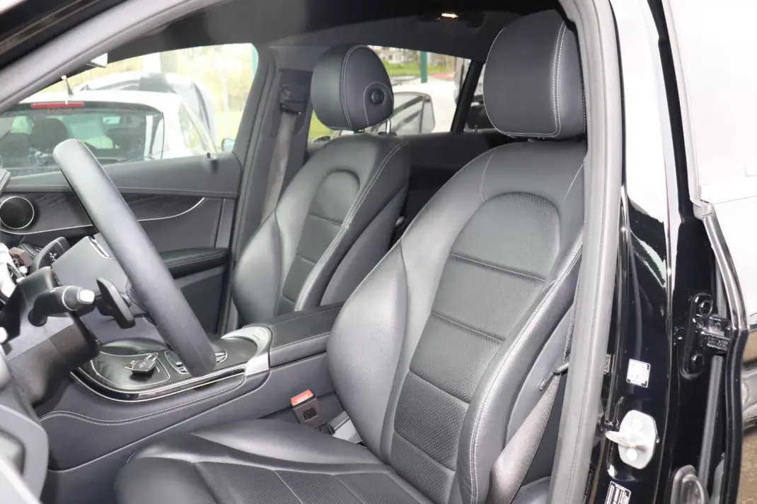 Mercedes-Benz 200 2020 - 54990 EUR, 120000 km - AUTO.MOTO.pt - 120000km - foto 6 de 20